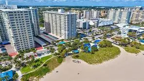 133 N Pompano Beach Boulevard 108, Pompano Beach – Condominium for rent