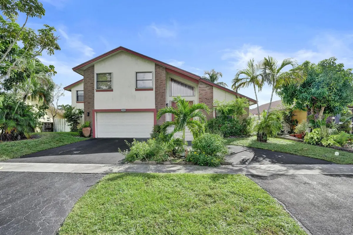 DSC07625 at 7418 NW 49th Street, Lauderhill
