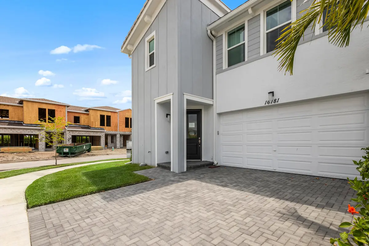 7_16181 parkview-2.jpg.jpg at 16181 Oakview Drive, Westlake