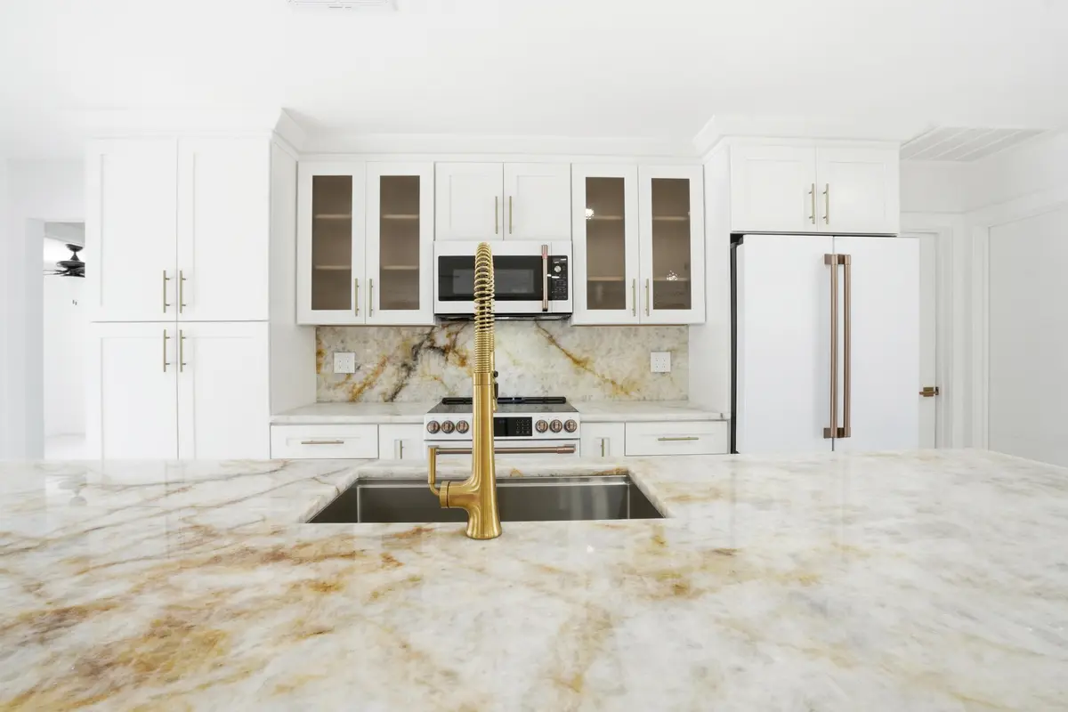 IG408535 at 359 Country Club Drive, Tequesta
