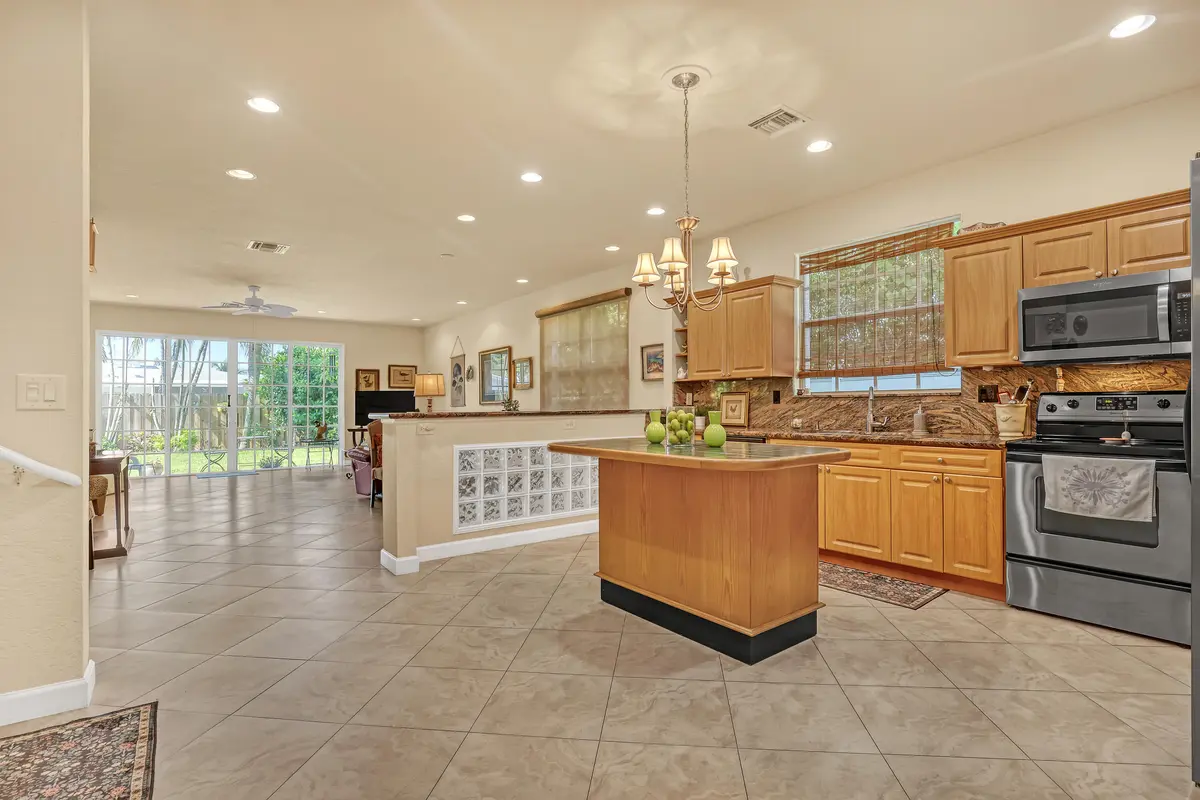 2560 NE 11th (10) at 2560 NE 11th Street, Pompano Beach