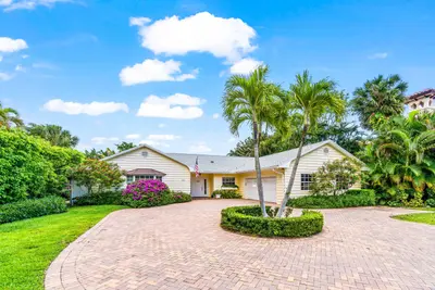 5555 N Ocean Boulevard, Ocean Ridge – sold