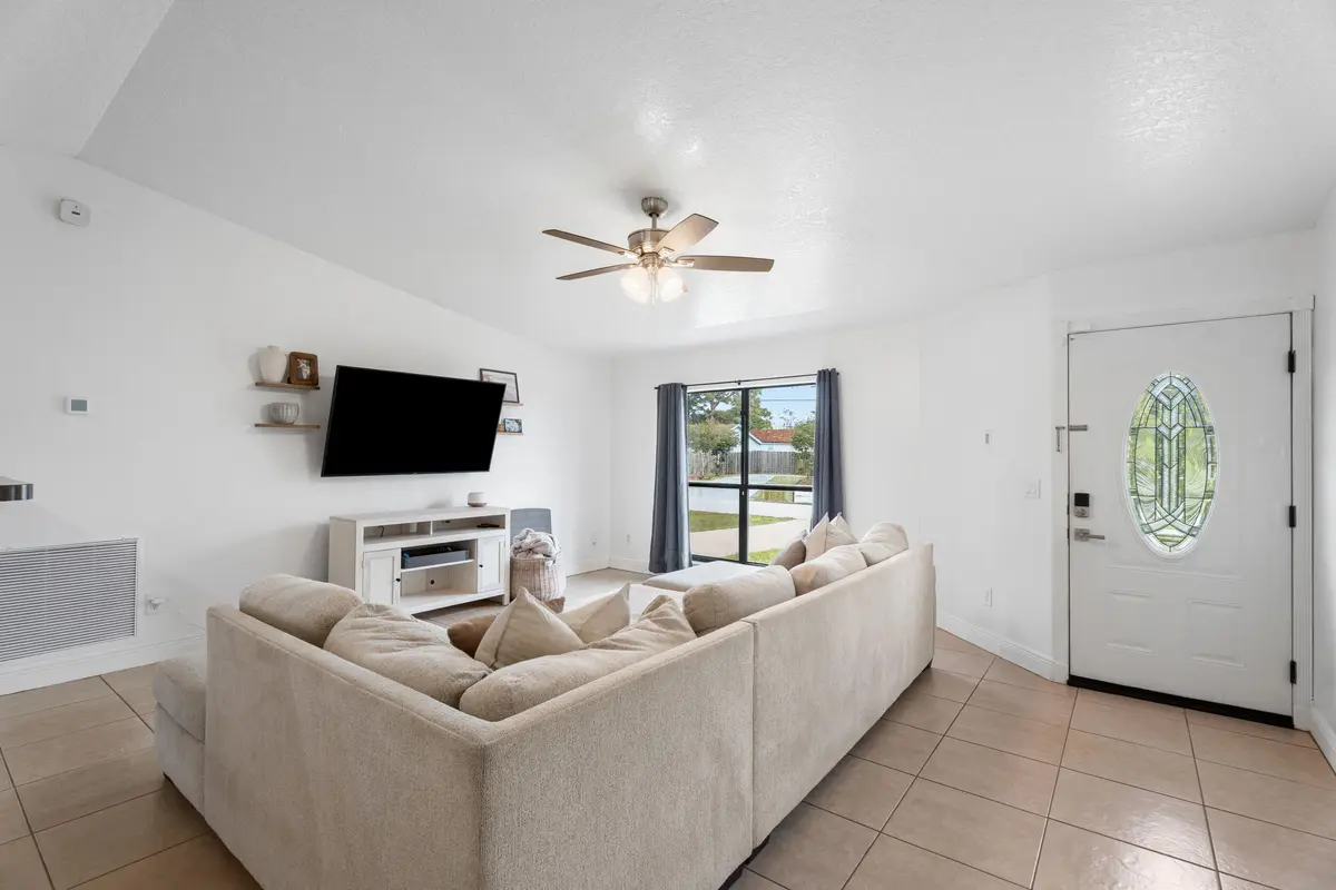5_smg04026 at 452 SW David Terrace, Port St. Lucie