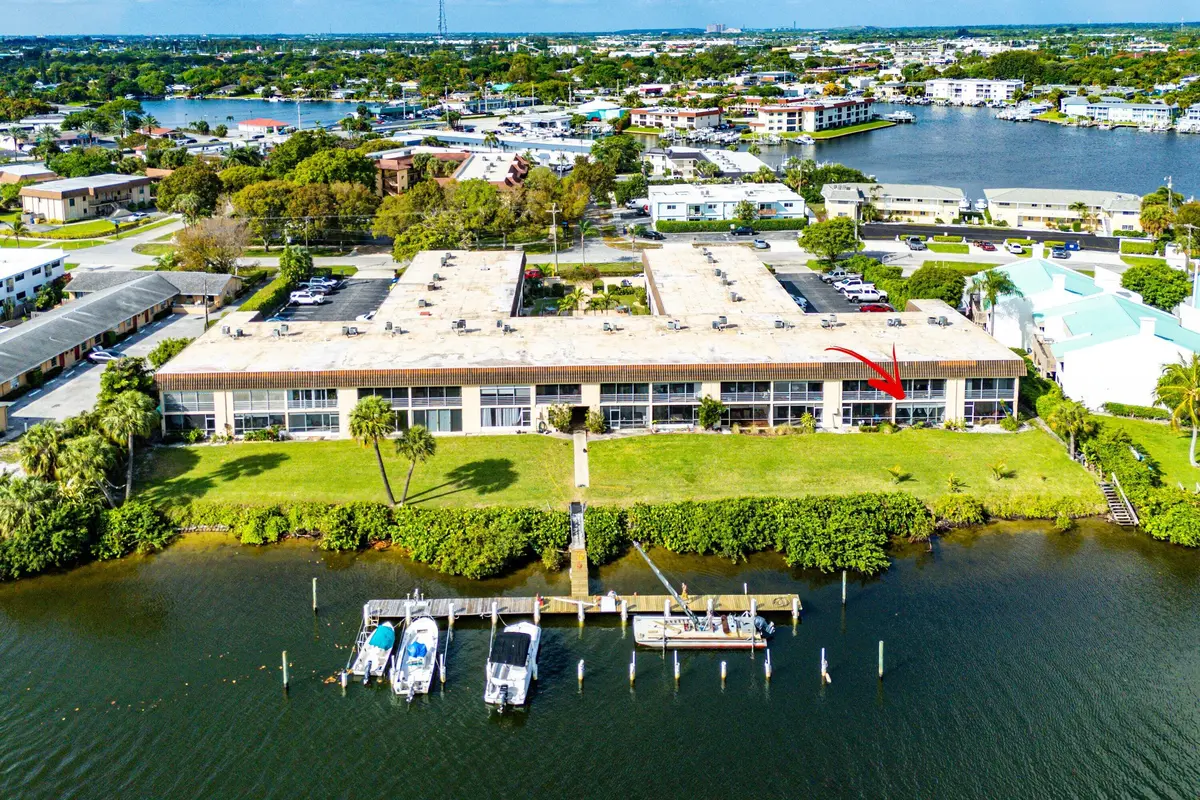 342 Southwind Drive Apt 102 at 342 Southwind Drive 102, North Palm Beach