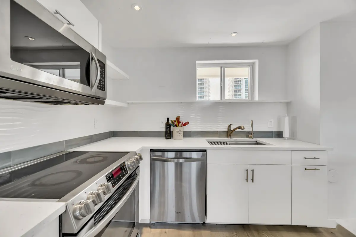 10-2840 N Ocean Blvd Unit 308-10 at 2840 N Ocean Boulevard 308, Fort Lauderdale
