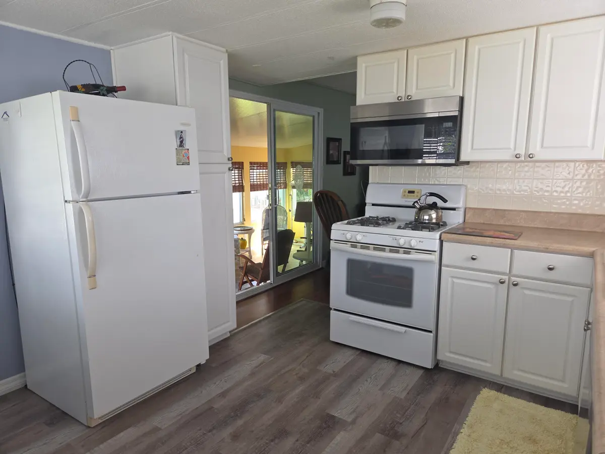 kitchen at 7667 SE Swan Avenue, Hobe Sound