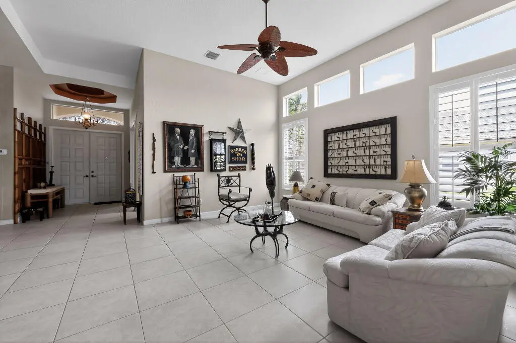 41964_69d2caef01730_04.05.2026_image-4 at 9430 Lantern Bay Circle, West Palm Beach