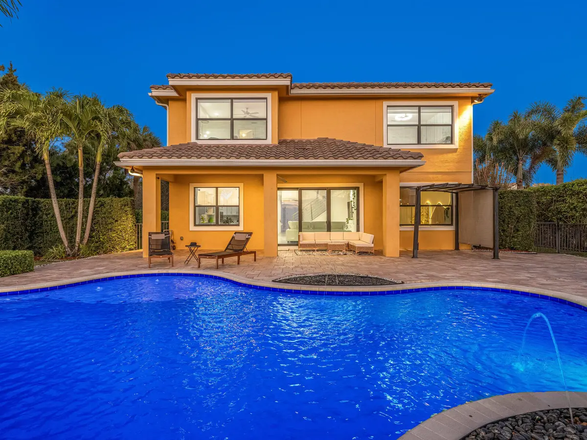 8256 Bradford Way Parkland FL 33076 USA- at 8256 Bradford Way, Parkland