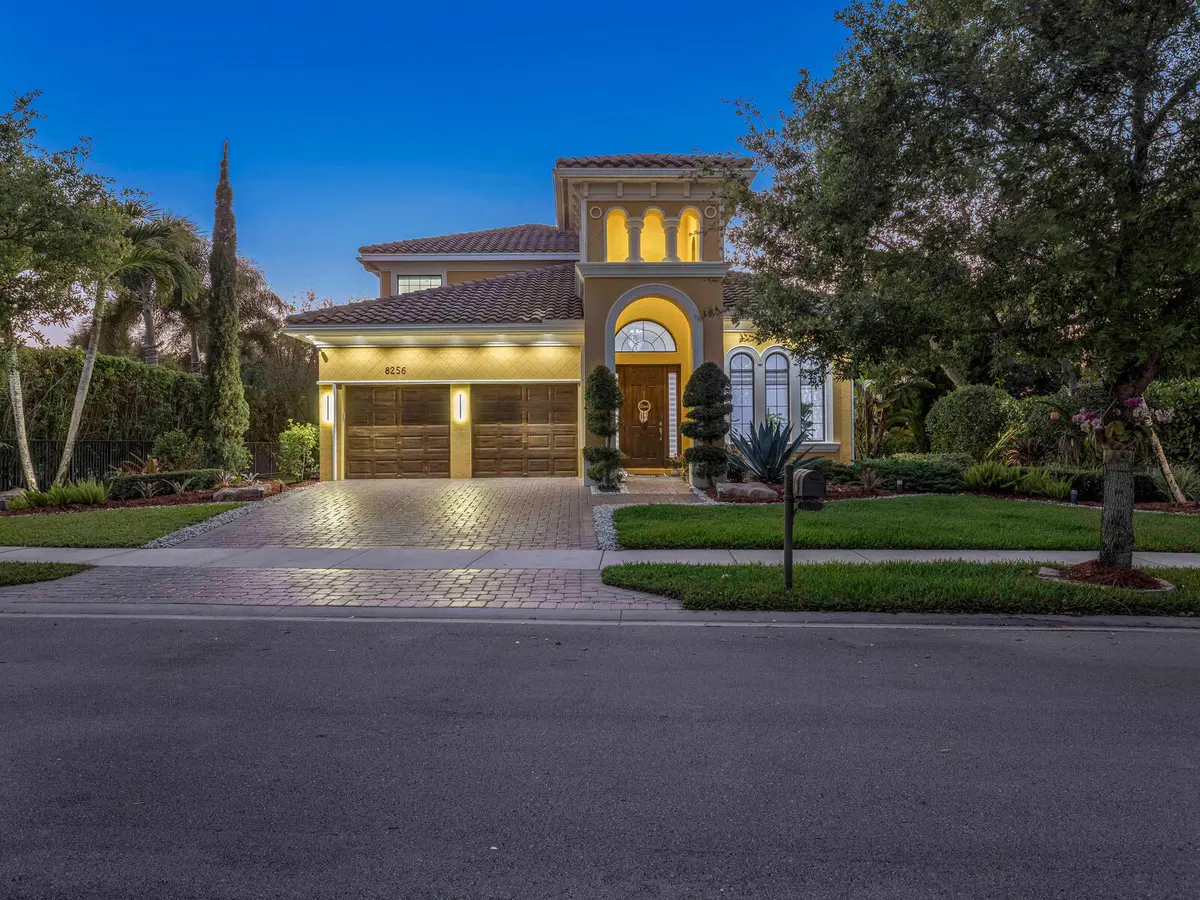8256 Bradford Way Parkland FL 33076 USA- at 8256 Bradford Way, Parkland
