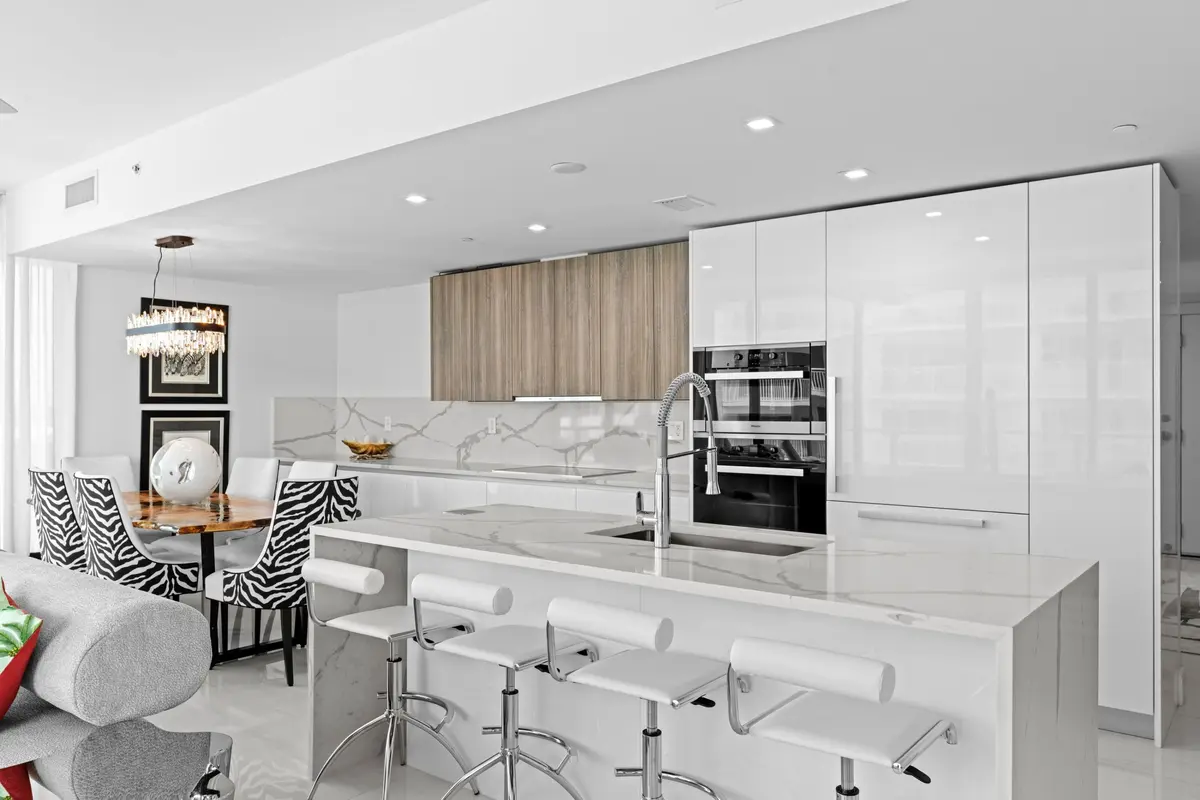 Kitchen Island at 730 N Ocean Boulevard 505, Pompano Beach