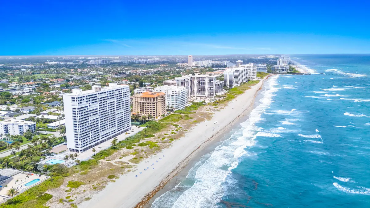 DJI_20260403125048_0013_D at 2600 S Ocean Boulevard Phd, Boca Raton
