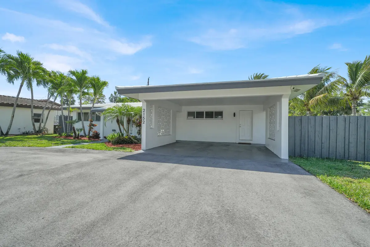04_Image_4_mls at 2152 NE 61st Court, Fort Lauderdale