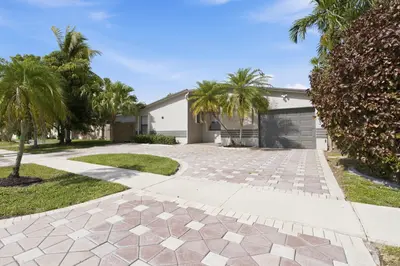 4683 NW 99th Terrace, Sunrise – sold