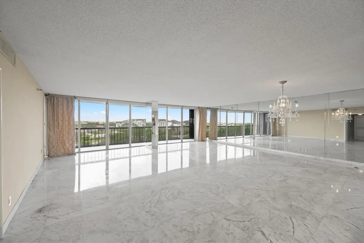02-DSC_2287 at 2480 Presidential Way 704, West Palm Beach