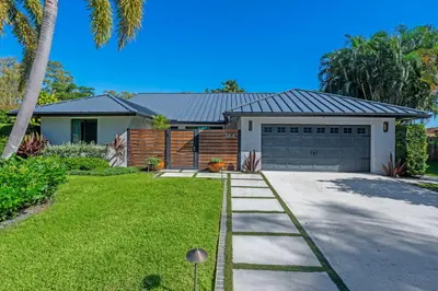 744 Windflower Court, Wellington – sold