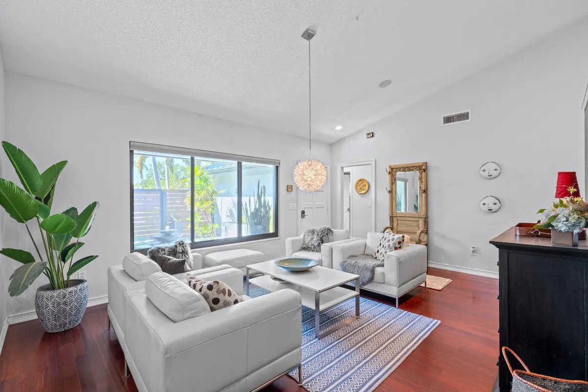8-web-or-mls-A7401975 at 744 Windflower Court, Wellington