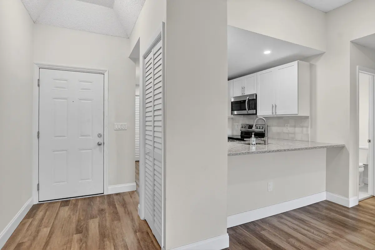 foyer at 7472 La Paz Boulevard 304, Boca Raton