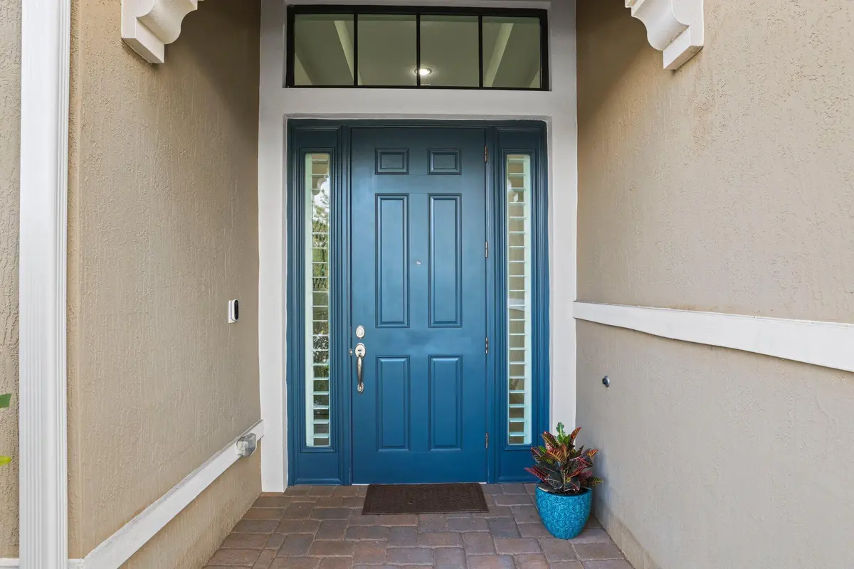Front Entrance at 11759 Palermo Road, Parkland