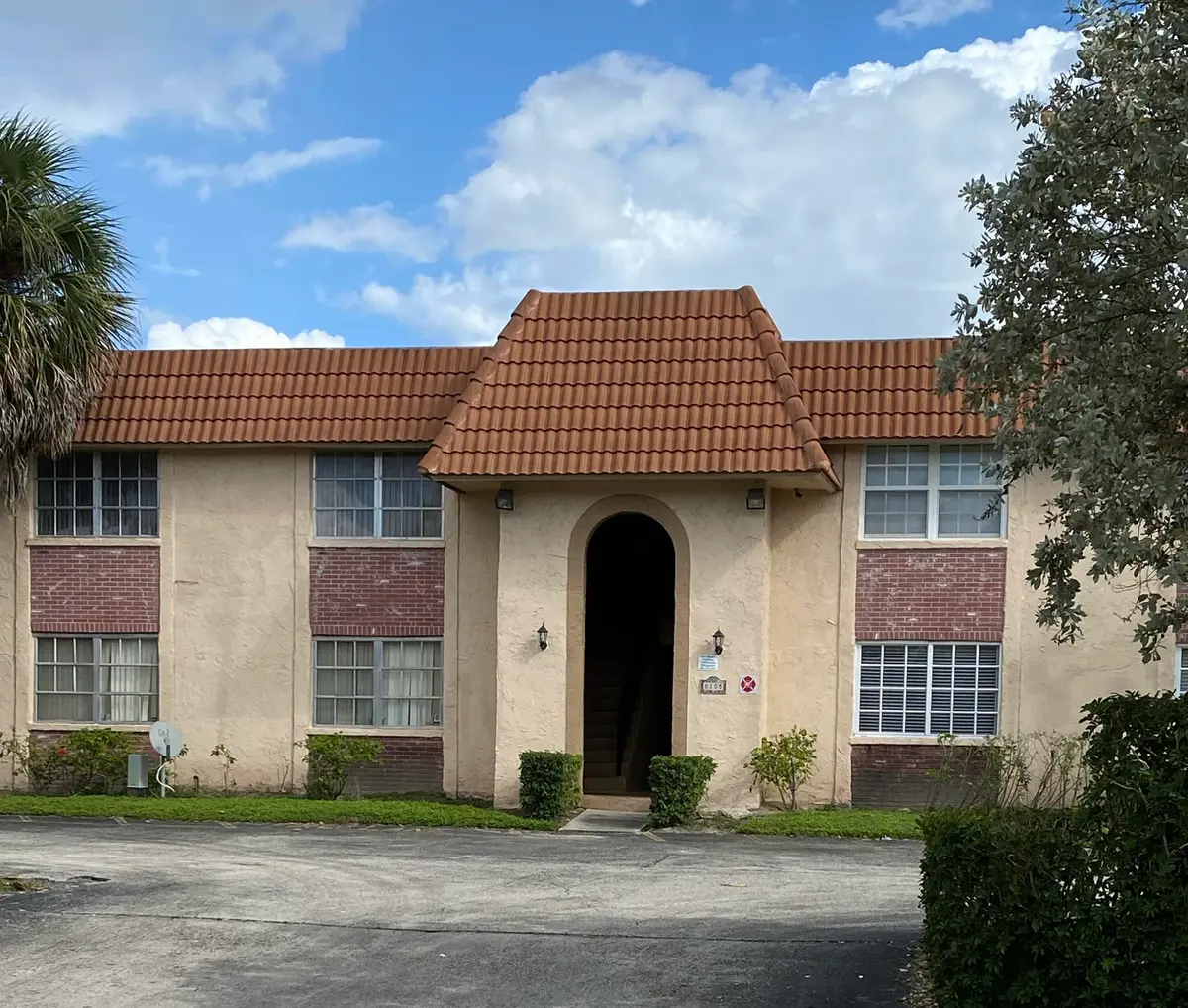 IMG_0995 at 8105 NW 27th Street 1, Coral Springs