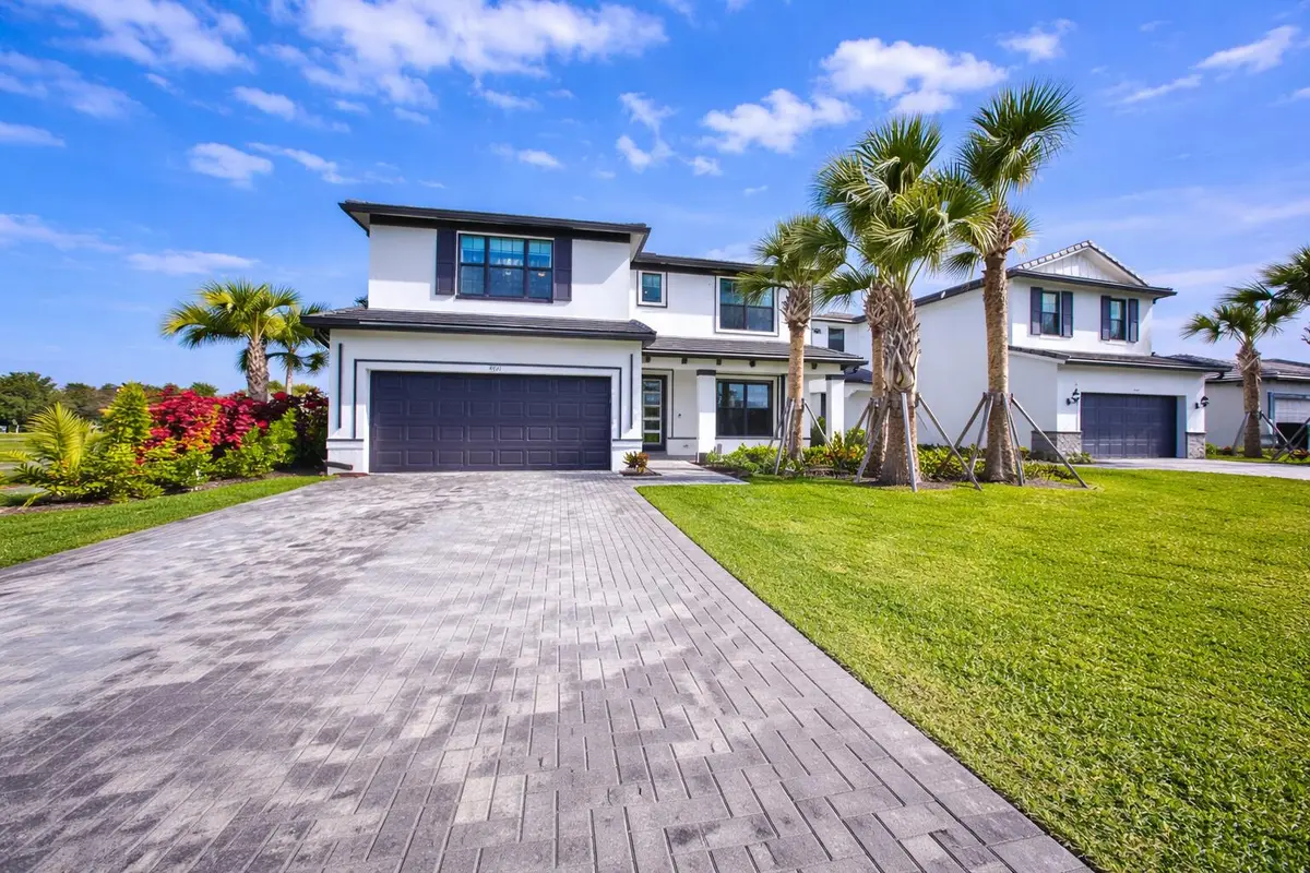 front blue sky 1 at 9721 Chora Tunel Way, Lake Worth