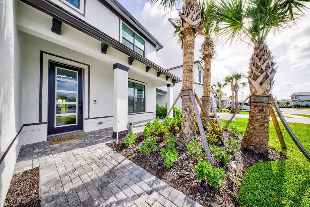 MLS-5 at 9721 Chora Tunel Way, Lake Worth