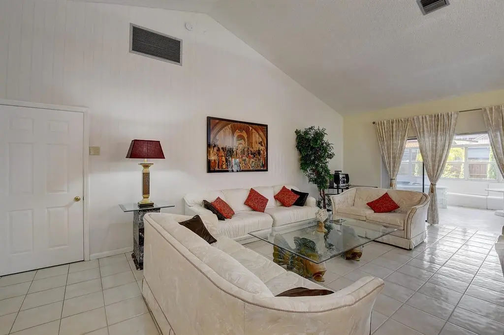 GetMedia.ashx copie at 9565 El Clair Ranch Road, Boynton Beach