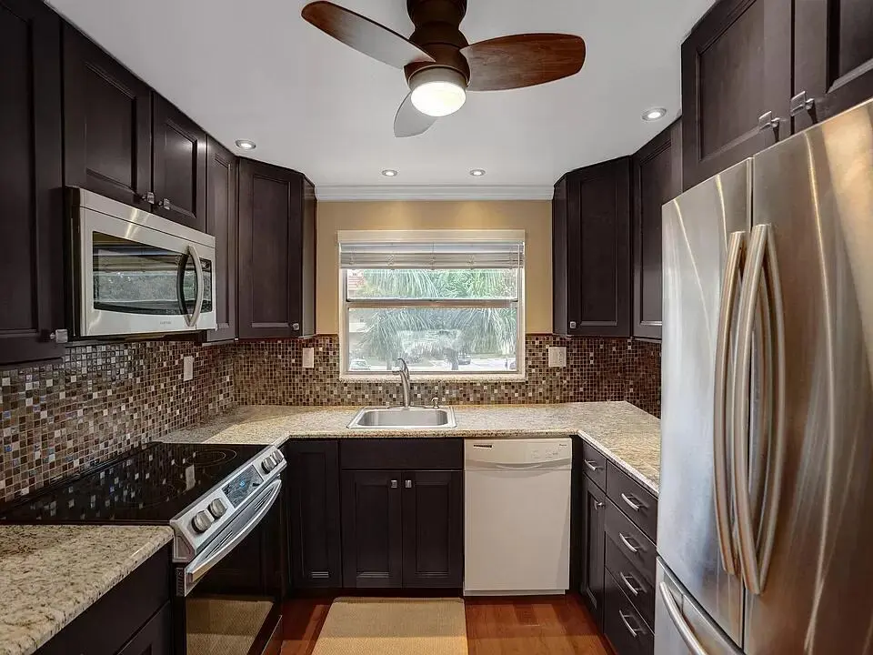 beyc69cec272f0d82 at 9020 Sunrise Lakes Boulevard 201, Sunrise