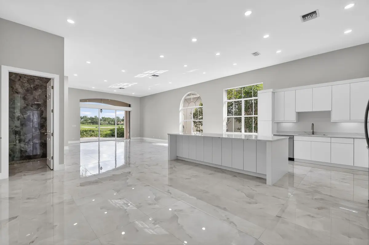 6-web-or-mls-8I8A2252 at 6935 Fairway Lakes Drive, Boynton Beach