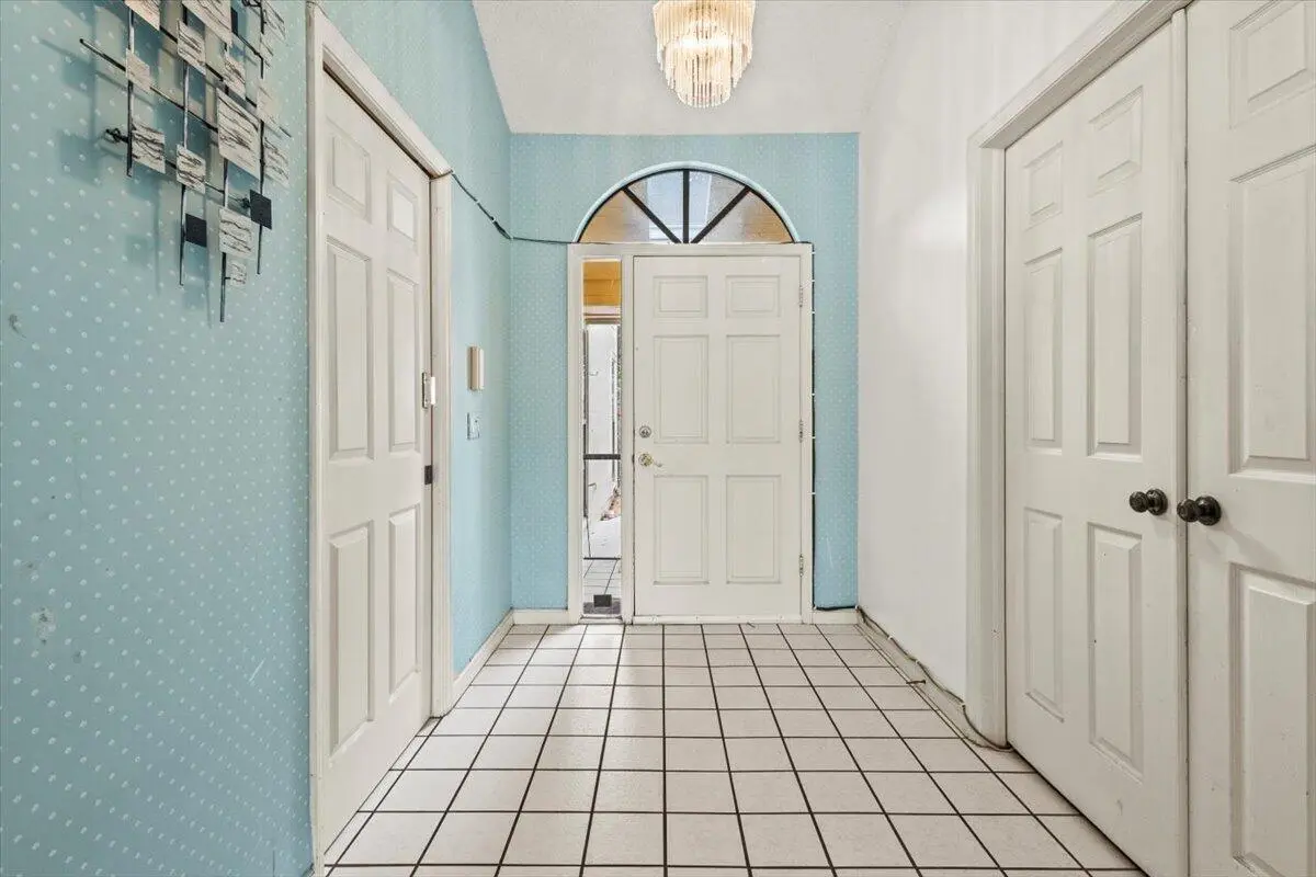 NO-7 HALL WAY at 6691 S Pine Court, West Palm Beach