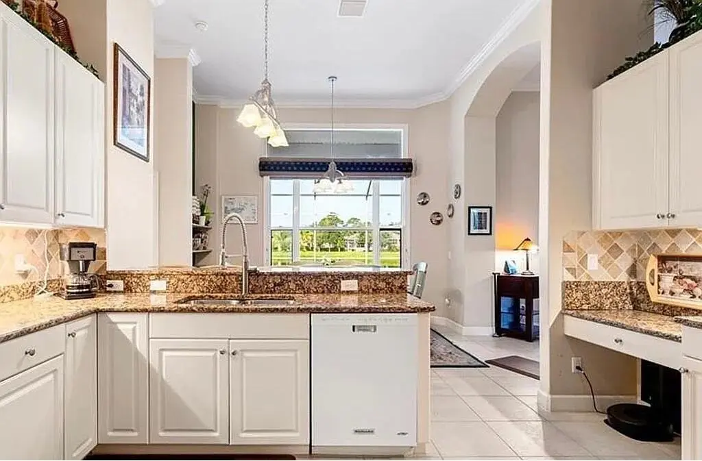 4204 Abington Woods Circle, Vero Beach, FL – photo 4