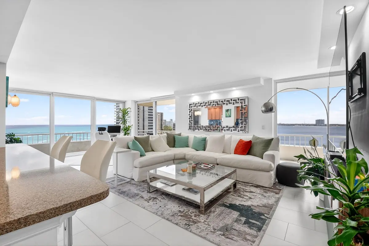 19-web-or-mls-DSC_5980 at 5540 N Ocean Drive 9b, Singer Island