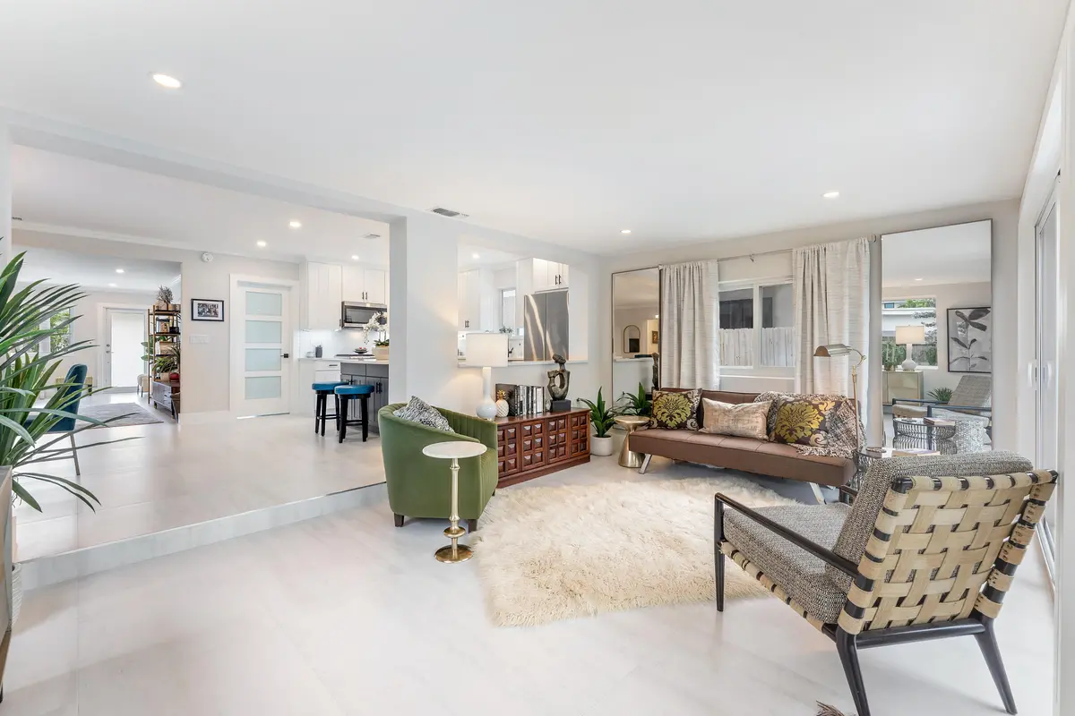 12-807 SE 11th Ct Fort Lauderdale FL-115 at 807 SE 11th Court, Fort Lauderdale