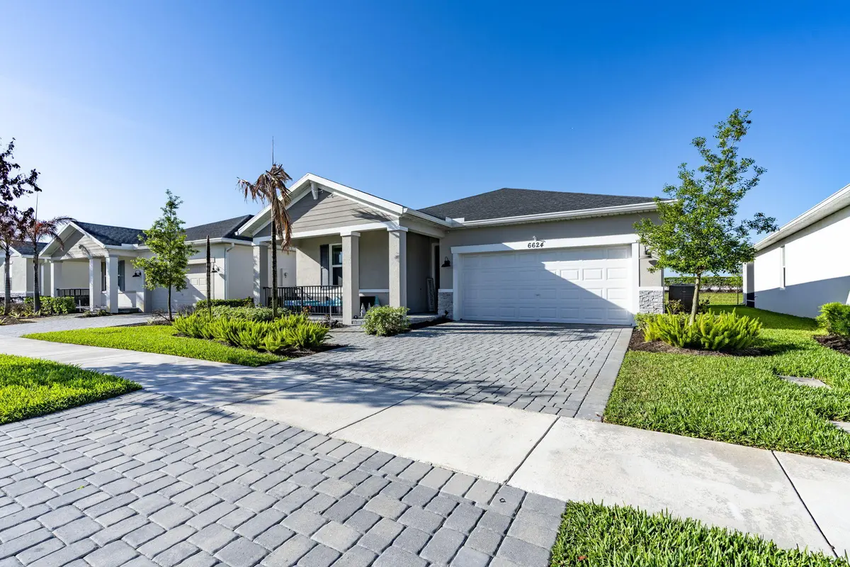 3-web-or-mls-iPixx_00_3 at 6624 NW Cloverdale Avenue, Port St. Lucie