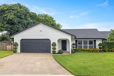 1145 Hickory Trail, Wellington – sold