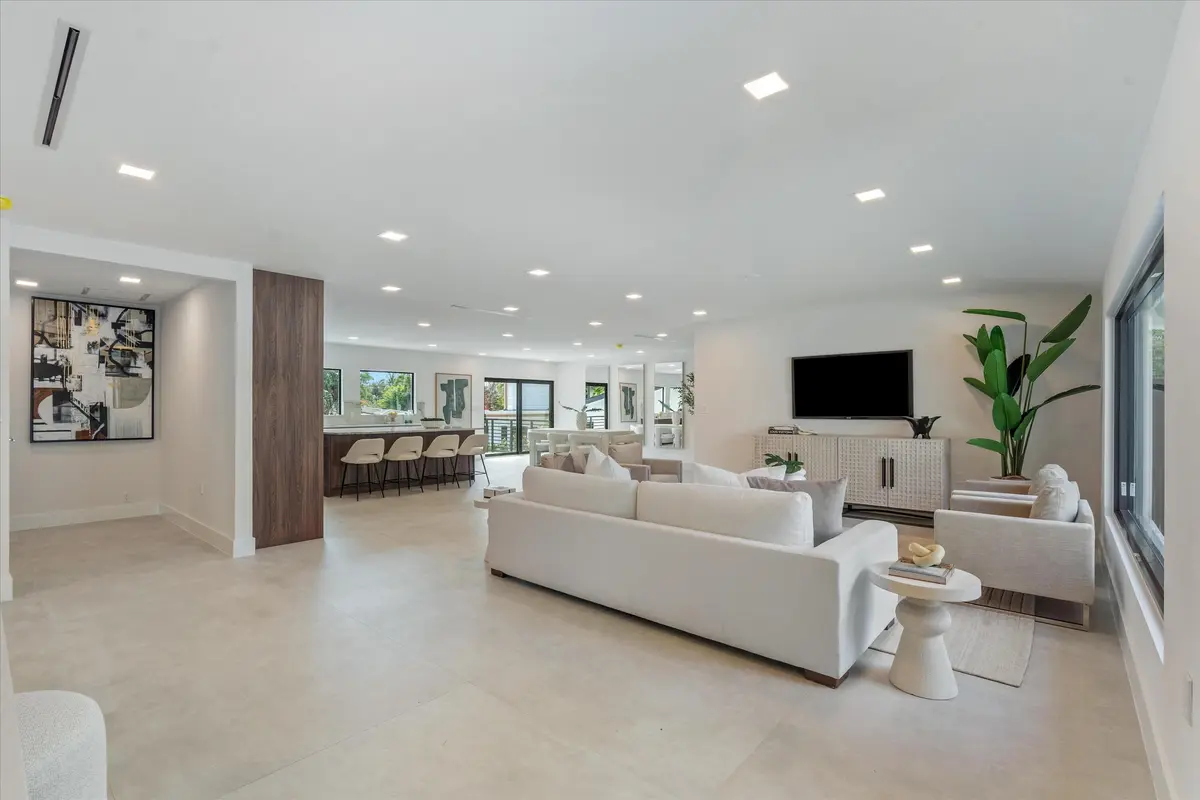 Living Area at 1032 SE 13th Terrace, Fort Lauderdale