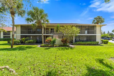6536 Chasewood Drive H, Jupiter – sold