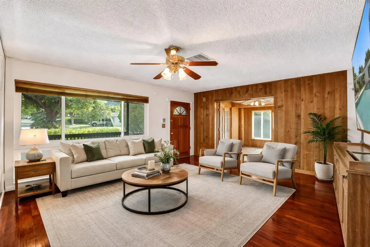 fox lr 2 at 4731 NE 13 Avenue, Oakland Park