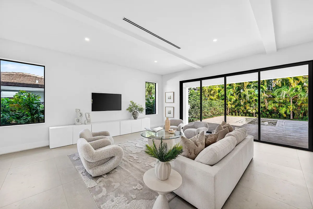 Great Room at 213 NE 9th Street, Delray Beach