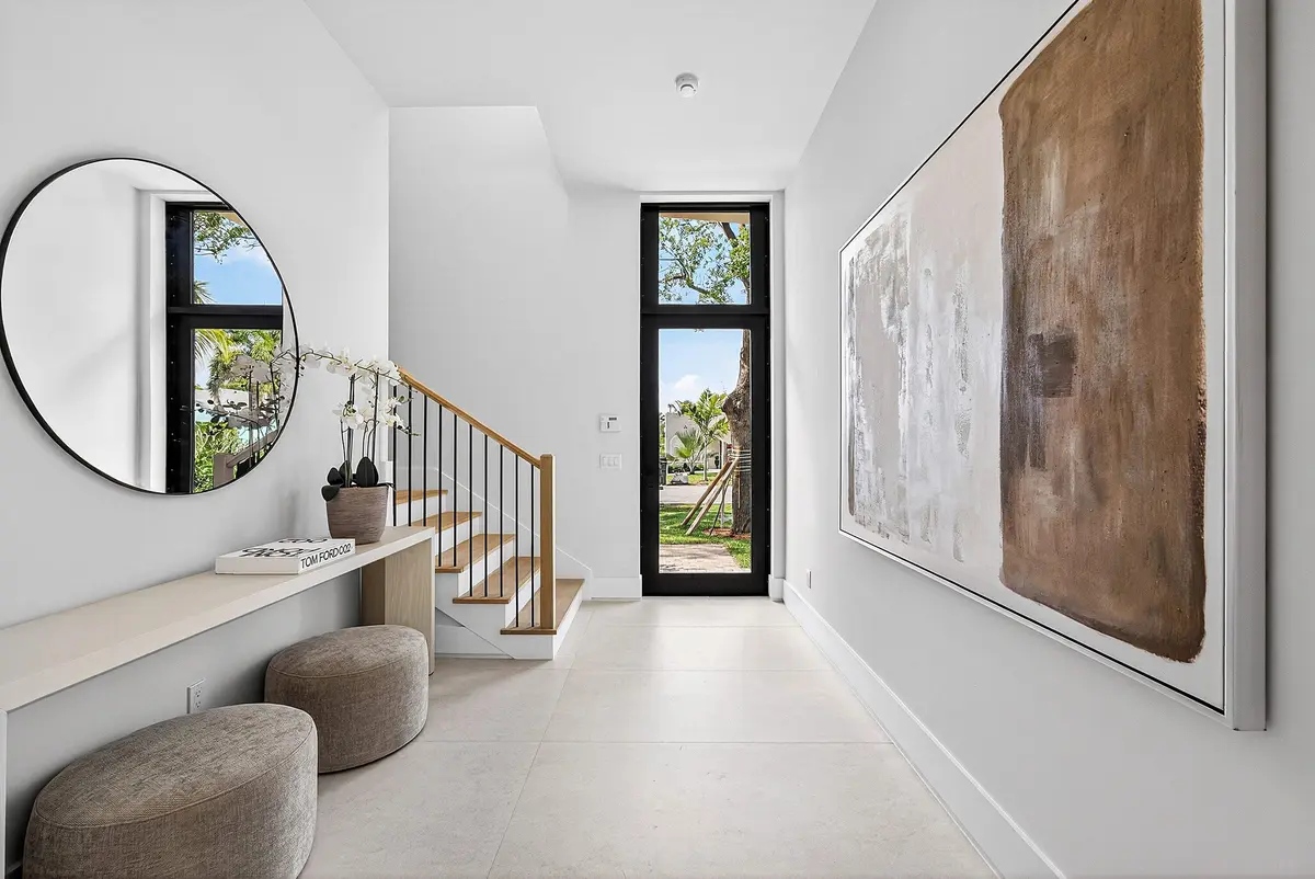 Entry at 213 NE 9th Street, Delray Beach