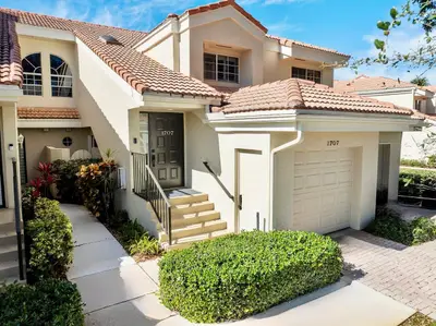 17270 Boca Club Boulevard 1707, Boca Raton – sold