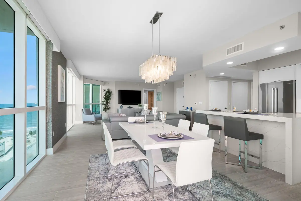 15-web-or-mls-A7R07753 copy at 101 S Fort Lauderdale Beach Boulevard 1406, Fort Lauderdale