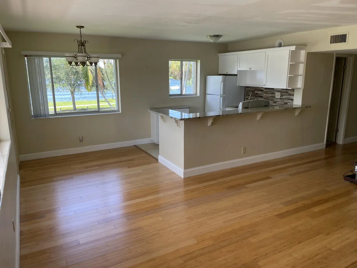 pic2 at 2020 Lake Osborne Drive 11, Lake Worth Beach