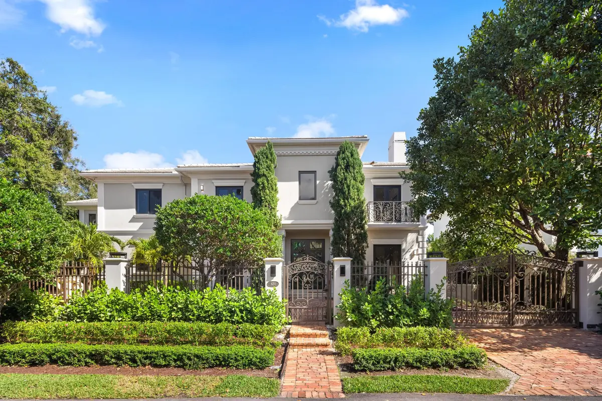 Front at 620 Coral Way, Fort Lauderdale
