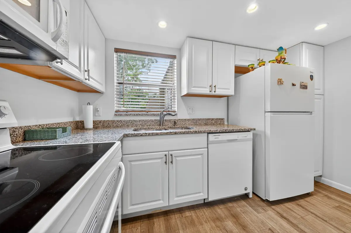 3-web-or-mls-DSC_1163 at 211 Lake Dora Drive, West Palm Beach