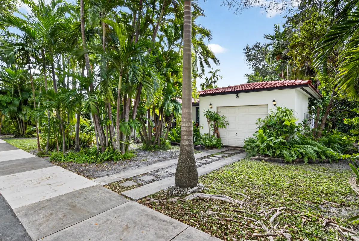 Front at 320 San Sebastian Avenue, Coral Gables