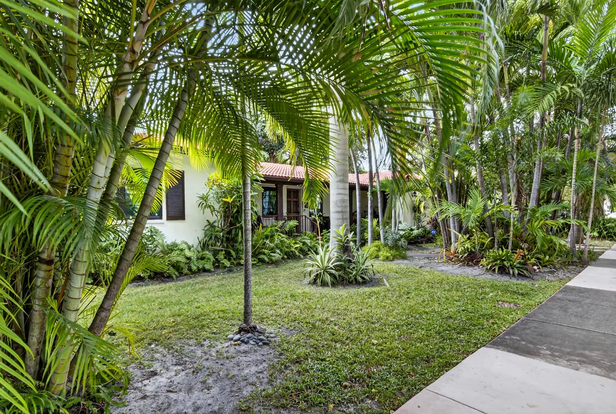 Front at 320 San Sebastian Avenue, Coral Gables
