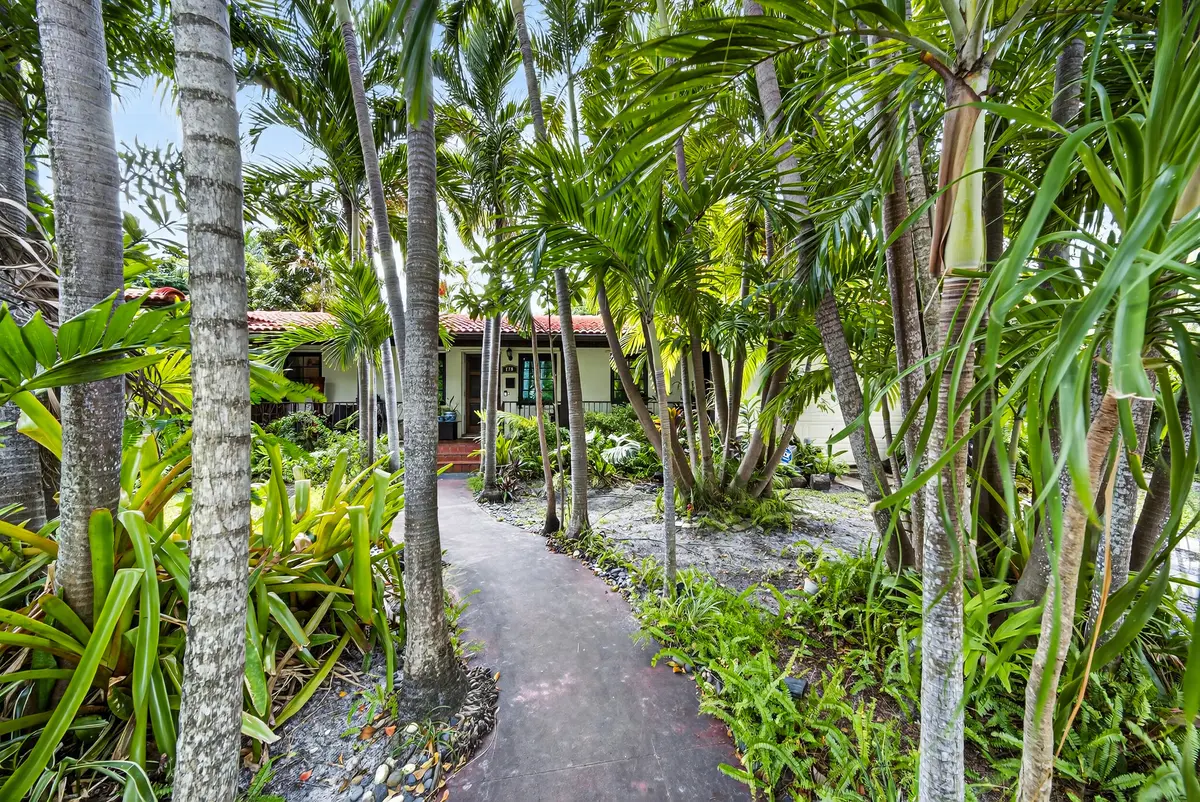 Front at 320 San Sebastian Avenue, Coral Gables