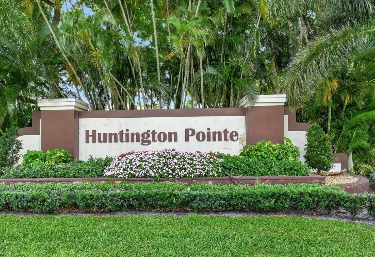 huntington pointe entrance at 6356 Pointe Pleasant Circle, Delray Beach