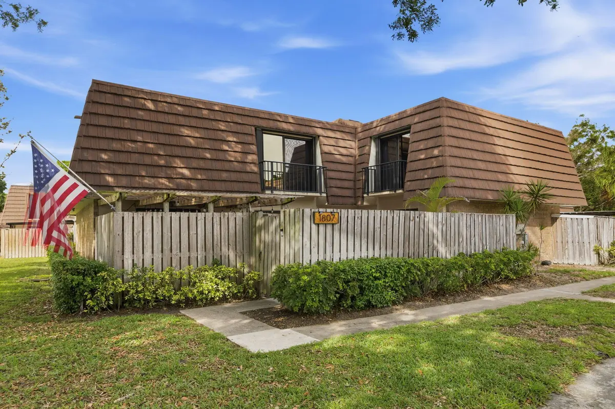 2-web-or-mls-AR Media 2 at 1807 18th Lane, Palm Beach Gardens