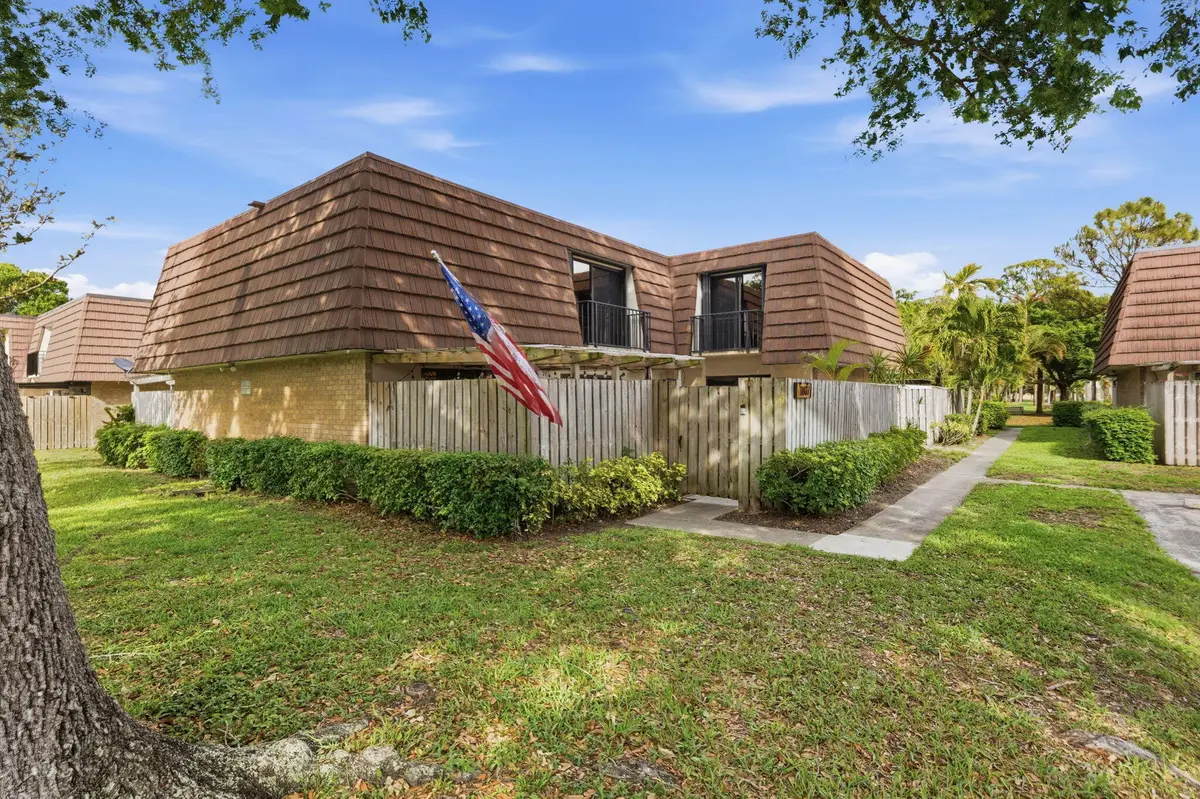 3-web-or-mls-AR Media 3 at 1807 18th Lane, Palm Beach Gardens